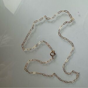 Elegant Gold Chain Necklace